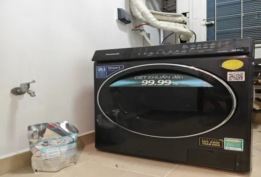 `Spacious 4-bedroom apartment for rent at Vinhomes West Point, Do Duc Duc street, Hanoi with lake view