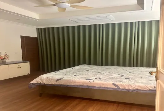 Luxury 3-bedroom apartment for rent at Star Lake, Tây Hồ Tây, 112m², fully furnished with living room, bedroom, kitchen, bathroom, and balcony.