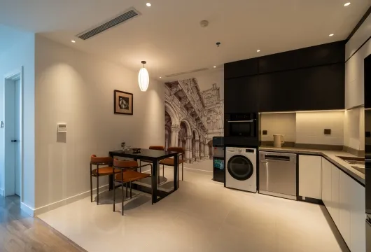 Serviced apartment with 1 bedroom on Han Thuyen Street, Hai Ba Trung District, 68m2, fully furnished, 1300USD/month, ideal for expats in Hanoi.