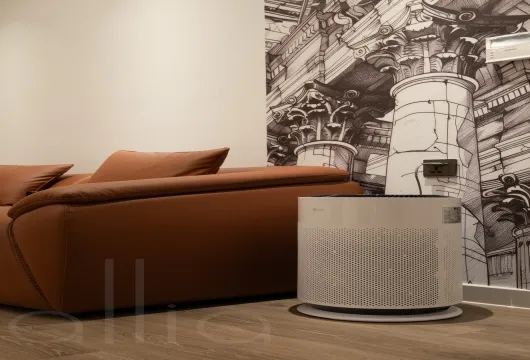 Serviced apartment with 1 bedroom on Han Thuyen Street, Hai Ba Trung District, 68m2, fully furnished, 1300USD/month, ideal for expats in Hanoi.