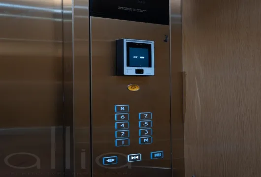 Serviced apartment with 1 bedroom on Han Thuyen Street, Hai Ba Trung District, 68m2, fully furnished, 1300USD/month, ideal for expats in Hanoi.