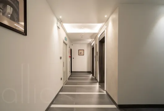 Serviced apartment with 1 bedroom on Han Thuyen Street, Hai Ba Trung District, 68m2, fully furnished, 1300USD/month, ideal for expats in Hanoi.