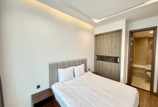 Luxury 2-Bed Apartment at Vinhomes Metropolis Hanoi | $1600/month