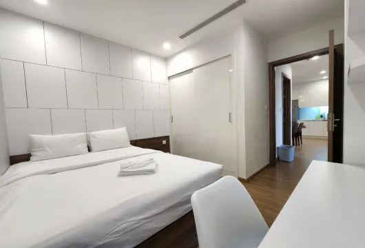 Apartment for rent in Hanoi | Vinhomes Skylake | 2BR 66m² Fully Furnished $950