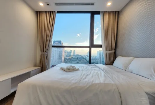 Apartment for rent in Hanoi | Vinhomes Skylake | 2BR 66m² Fully Furnished $950