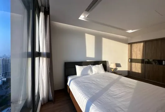 Apartment for rent in Hanoi | Vinhomes Metropolis | Modern 1BR 55m² Fully Equipped