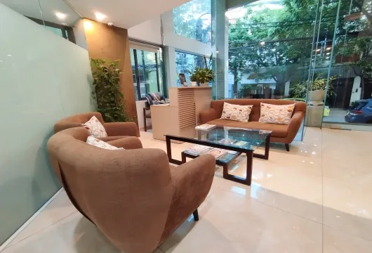 Apartment for rent in Hanoi | Dao Tan 30m² Studio Short-Term OK $500