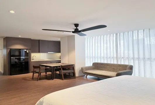 Apartment for rent in Hanoi | Buoi Street 45m² Studio Full Service $650