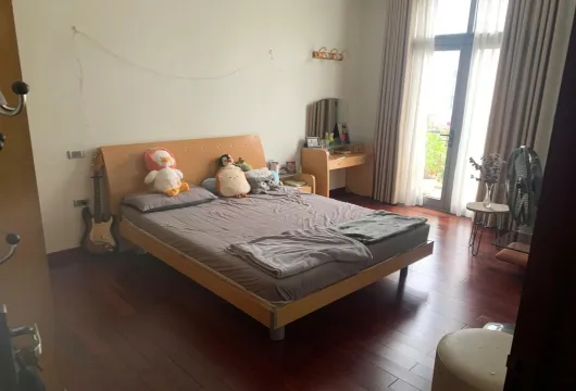 Villa for Rent in Hanoi | Vinhomes Riverside | 3 Bedroom Expat Villa $1350
