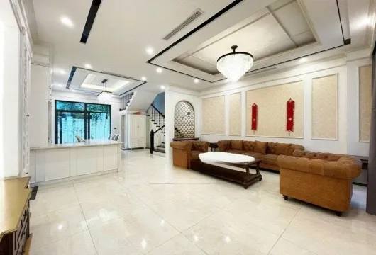 Villa for Rent in Hanoi | Vinhomes Riverside | 3 Bedroom Expat Villa $1350