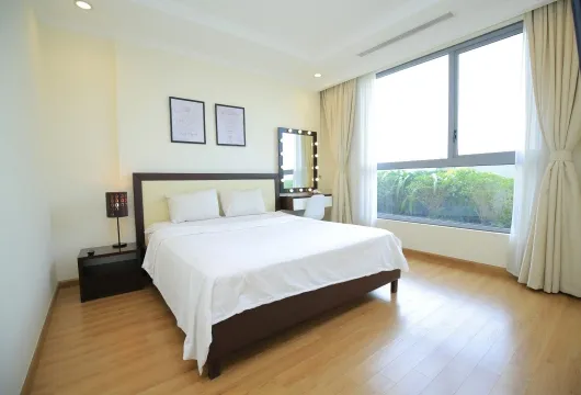 Apartment for Rent in Hanoi | Vinhomes Nguyen Chi Thanh | 3BR $1300 Net