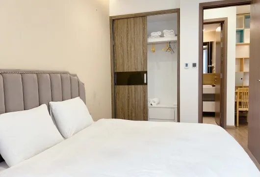 Quiet 1 Bedroom Apartment for Rent at Vinhomes Metropolis | Fully Furnished