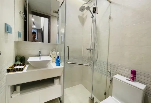 Quiet 2 Bedroom Apartment for Rent at Vinhomes Metropolis | Premium Living