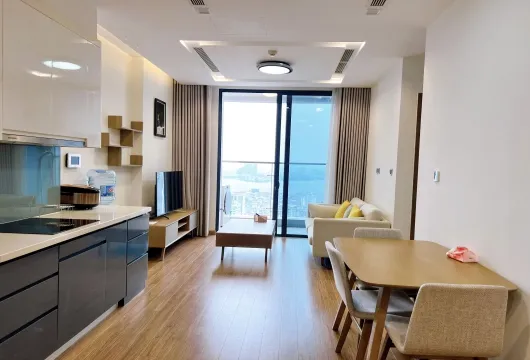 Lake View 1 Bedroom Apartment for Rent at Vinhomes Metropolis | Hanoi