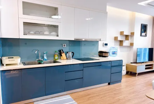 Lake View 1 Bedroom Apartment for Rent at Vinhomes Metropolis | Hanoi