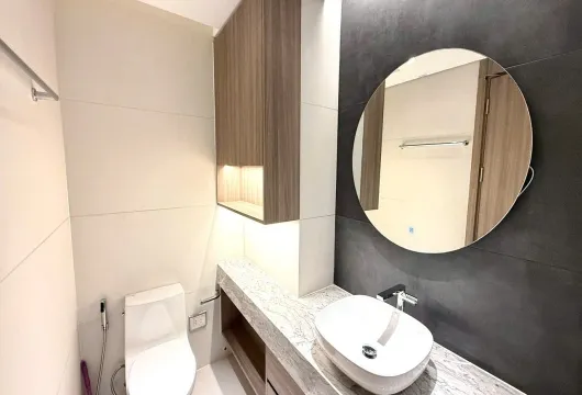 Apartment for rent in Hanoi at The Nelson – 2BR