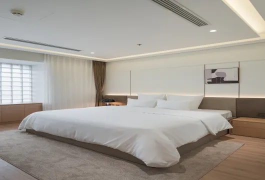 Serviced apartment for rent on Ba Trieu Street Hanoi