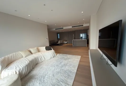 Spacious 3 Bedroom Apartment for Rent at The Nelson