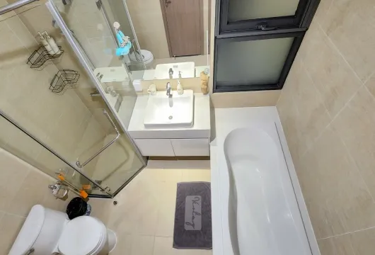 Stylish 2BR Apartment for Rent in Hanoi – Vinhomes Skylake