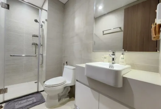 Stylish 2BR Apartment for Rent in Hanoi – Vinhomes Skylake