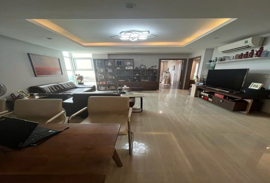 Spacious Apartment for Rent in Hanoi at Ciputra 114m2