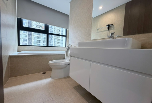 3BR Expat Apartment in Vinhomes Skylake, Hanoi