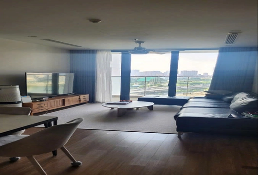 Tax-Included 3BR Hanoi Home at Vinhomes Skylake