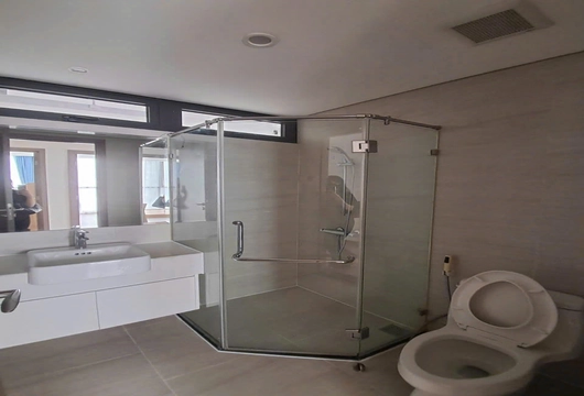 Spacious 3BR Hanoi Apartment in Vinhomes Skylake