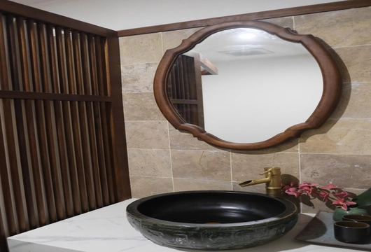 Luxury Apartment for Rent in Hanoi on Xuan Dieu 230m2