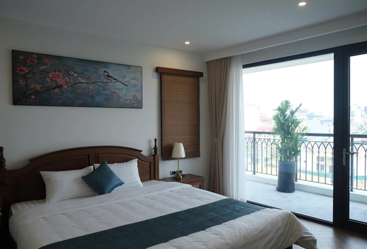 Luxury Apartment for Rent in Hanoi on Xuan Dieu 230m2