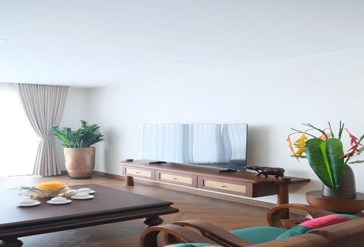 Luxury Apartment for Rent in Hanoi on Xuan Dieu 230m2