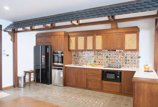 Luxury Apartment for Rent in Hanoi on Xuan Dieu 230m2