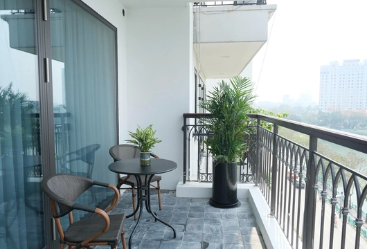 Luxury Apartment for Rent in Hanoi on Xuan Dieu 230m2