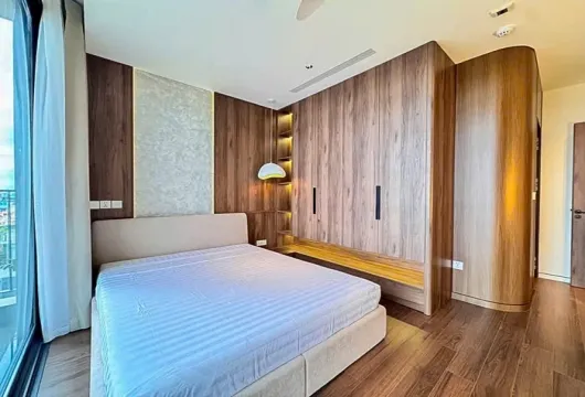 Serviced apartment in Tay Ho Hanoi with lake view 3BR