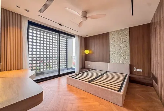 Serviced apartment in Tay Ho Hanoi high floor 3BR lake view