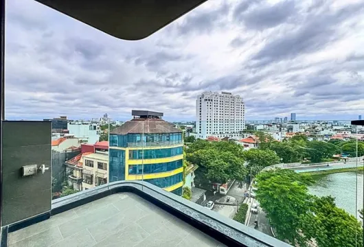 Serviced apartment in Tay Ho Hanoi with lake view 3BR