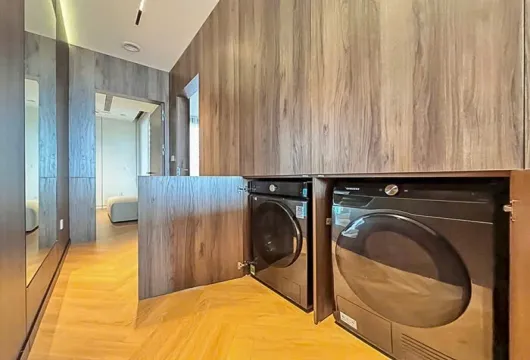 Serviced apartment in Tay Ho Hanoi high floor 3BR lake view