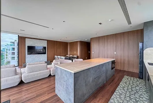 Serviced apartment in Tay Ho Hanoi with lake view 3BR