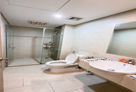 Furnished 2BR apartment for rent in Vinhomes Ocean Park