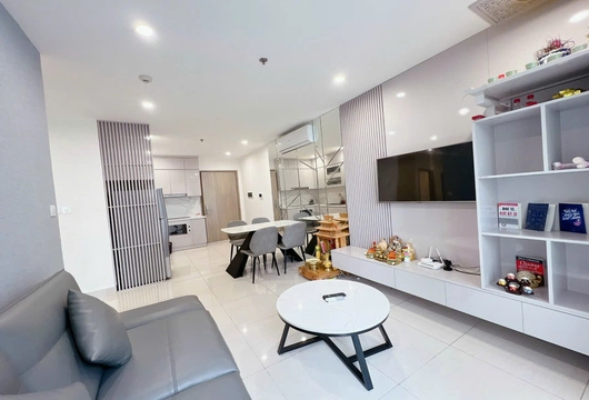 Compact 2BR apartment for rent in Vinhomes Ocean Park