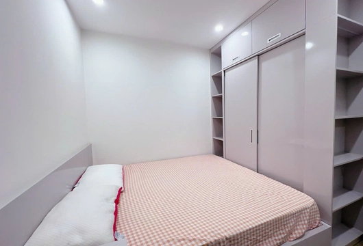 Compact 2BR apartment for rent in Vinhomes Ocean Park