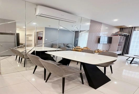 Compact 2BR apartment for rent in Vinhomes Ocean Park