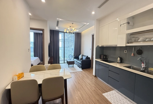 Smart 2BR Rental at Vinhomes Metropolis