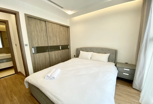 Furnished 2BR Apartment in Metropolis Hanoi