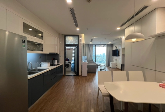 Comfortable 2BR at Vinhomes Metropolis Hanoi