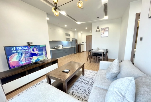 Ready 2BR Apartment in Vinhomes Metropolis