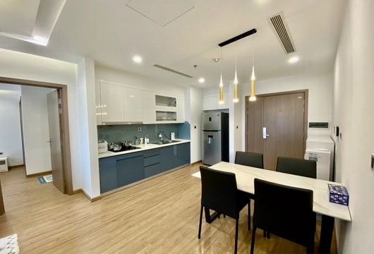 Flexible 2BR Home in Vinhomes Metropolis
