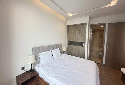 Smart 2BR Rental at Vinhomes Metropolis