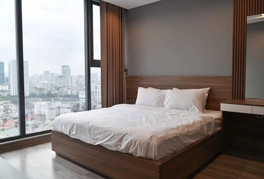 Balanced 2BR Apartment at Vinhomes Metropolis