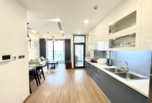 Ready 2BR Apartment in Vinhomes Metropolis